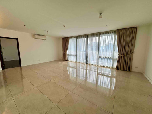 Luxury 3BR at The Suites, BGC One Bonifacio High Street