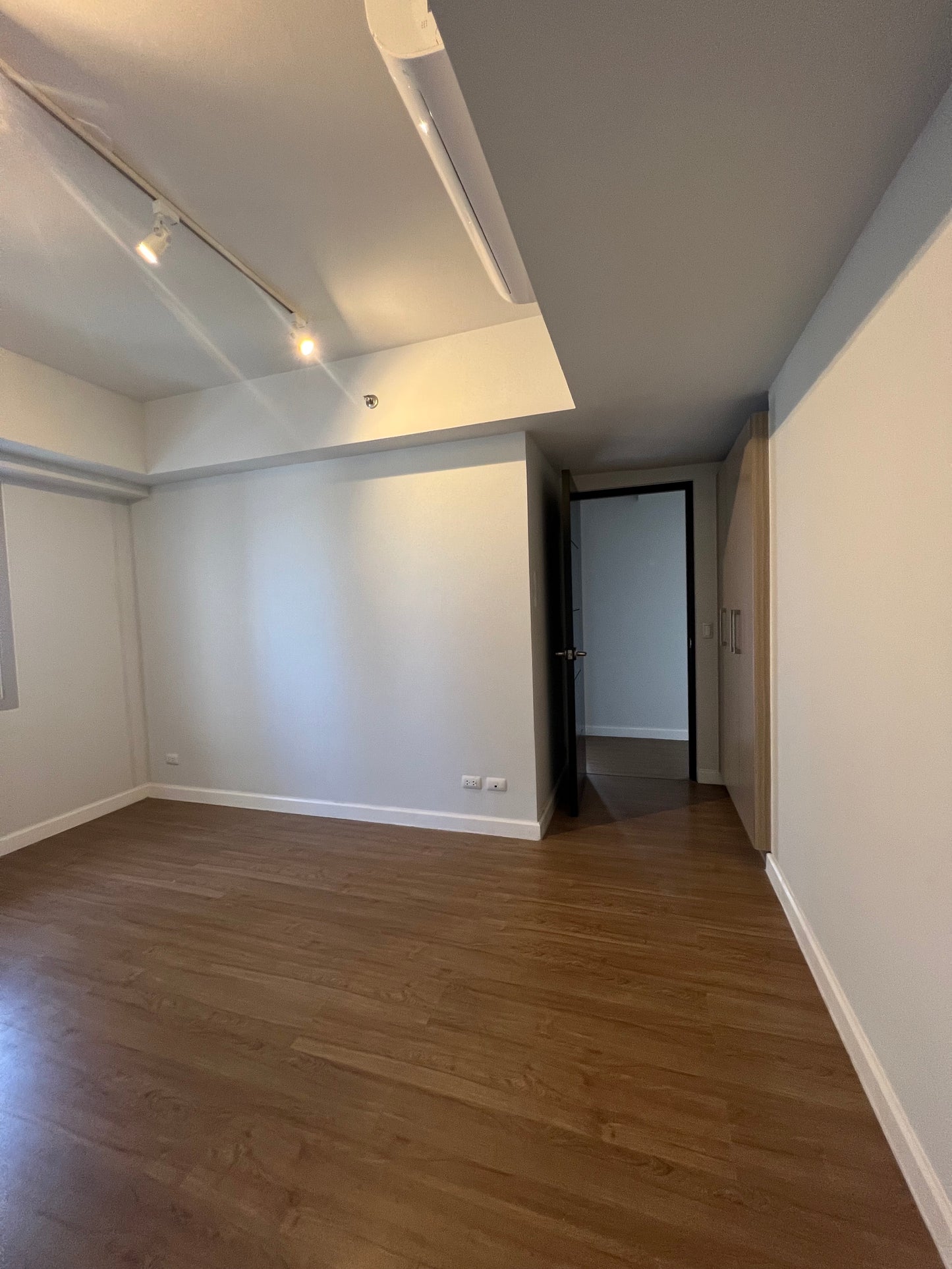 3BR unit at Two Maridien BGC facing Maybank Theater