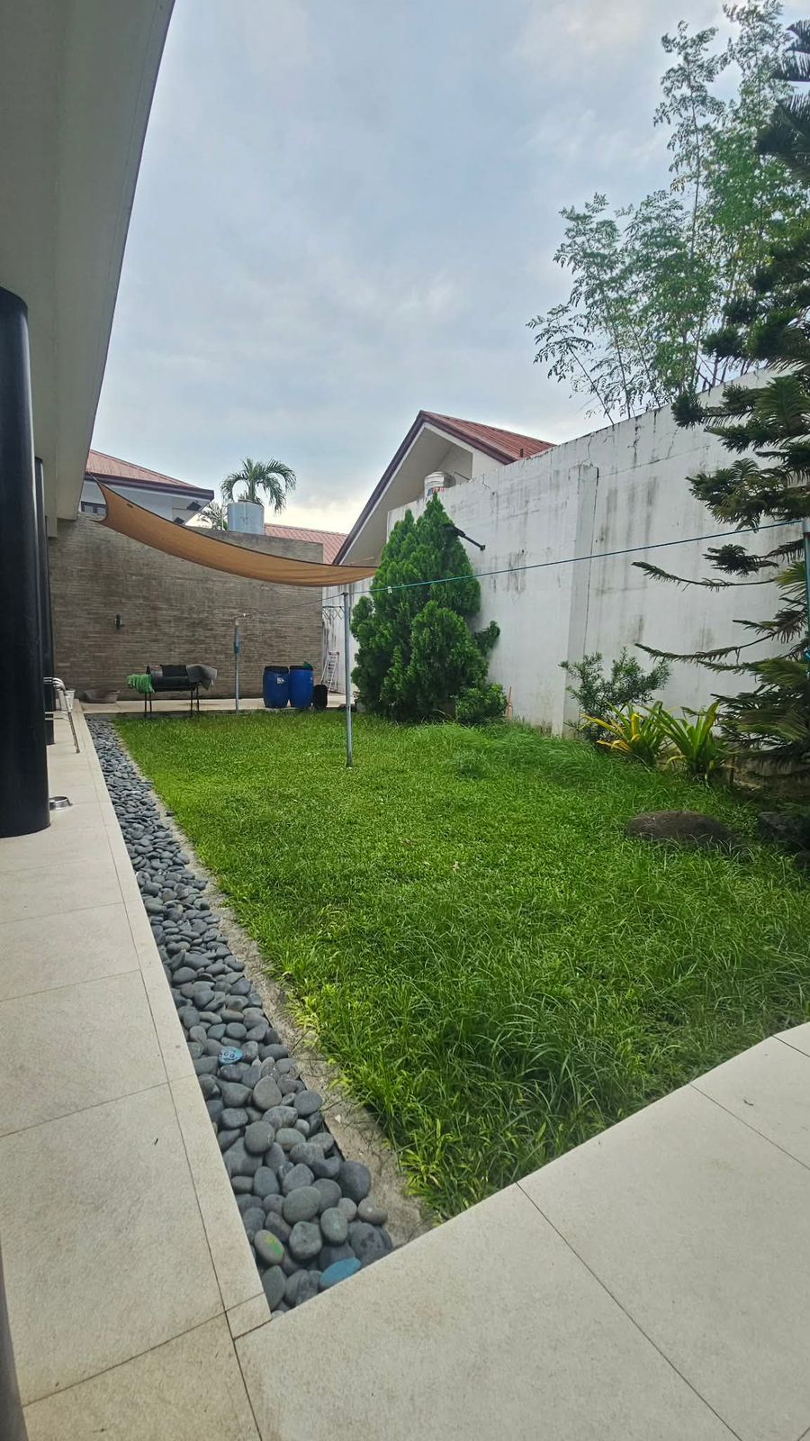 Spacious 2-Storey, 5 Bedroom Smart Home in BF Homes Parañaque