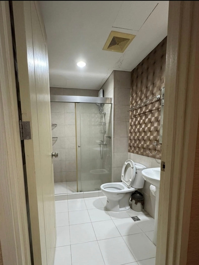 1BR Unit at The Icon Residences T2 | Below Zonal Value!