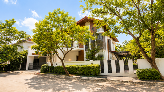 Spacious 4-Bedroom House & Lot in Southbay Gardens