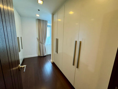 Luxury 3BR at The Suites, BGC One Bonifacio High Street