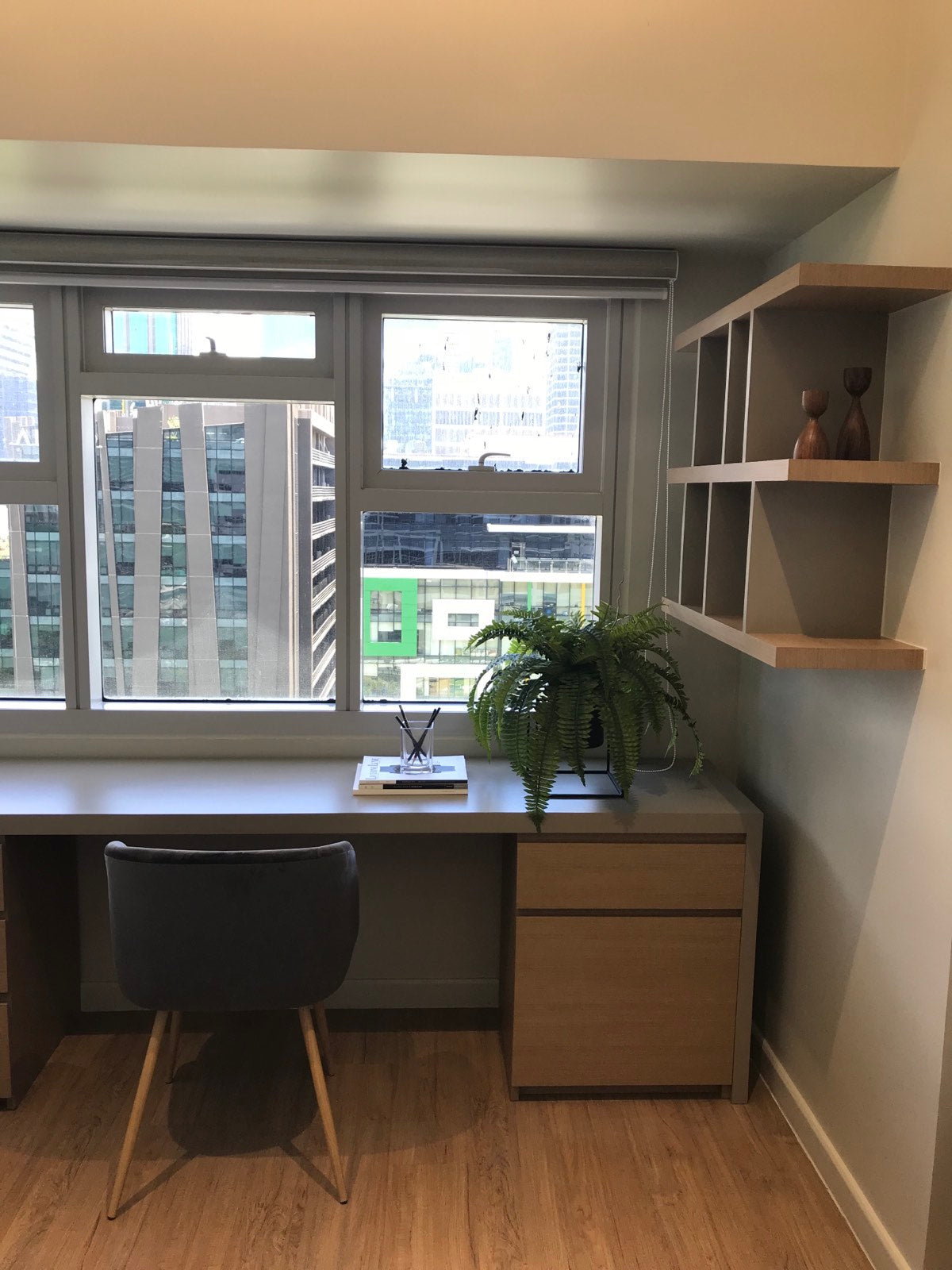 2BR at BGC One Maridien, facing Terra Park