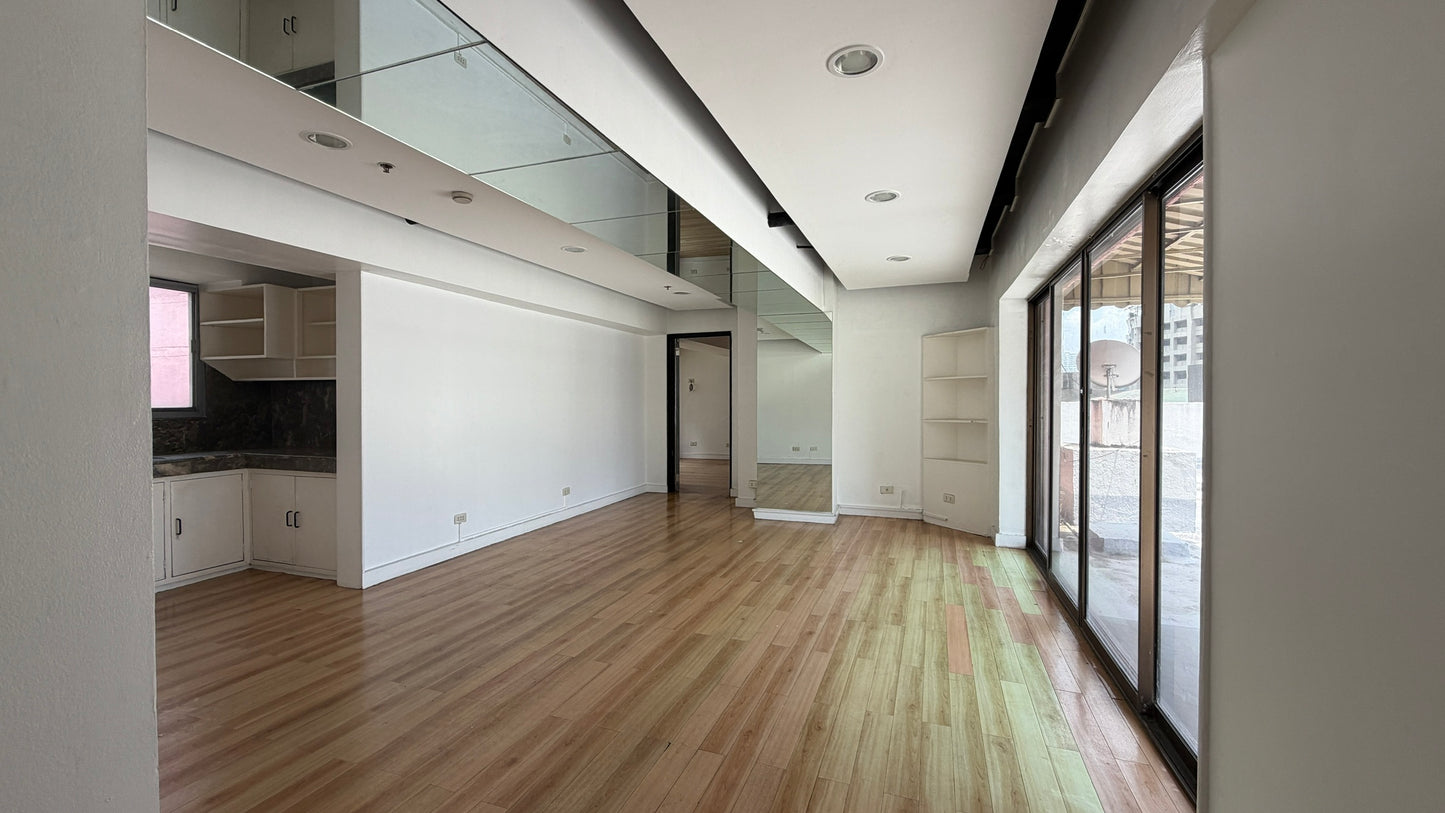 74 sqm Office Space at Dela Rosa St Makati