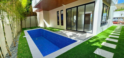 BNEW BF Homes 5BR House With Swimming Pool - AIM-430