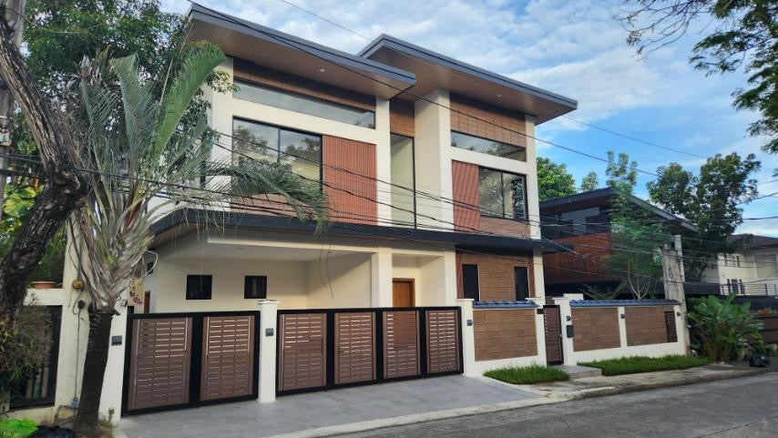 4BR New House in Ayala Alabang Village