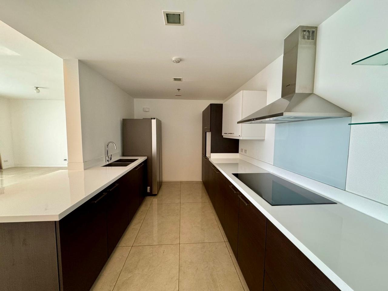 Luxury 3BR at The Suites, BGC One Bonifacio High Street