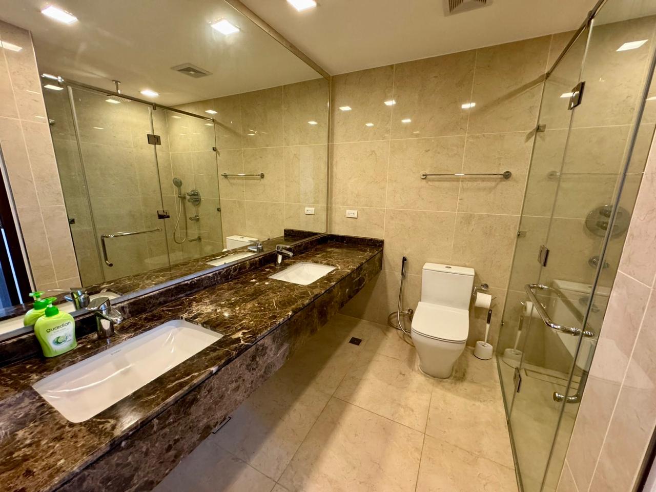 Luxury 3BR at The Suites, BGC One Bonifacio High Street