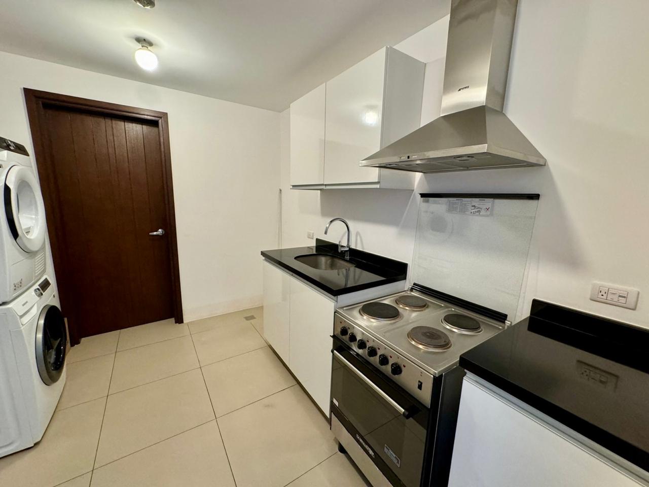 Luxury 3BR at The Suites, BGC One Bonifacio High Street