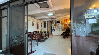 Tear-Down House on 410 sqm Lot at BF Homes QC