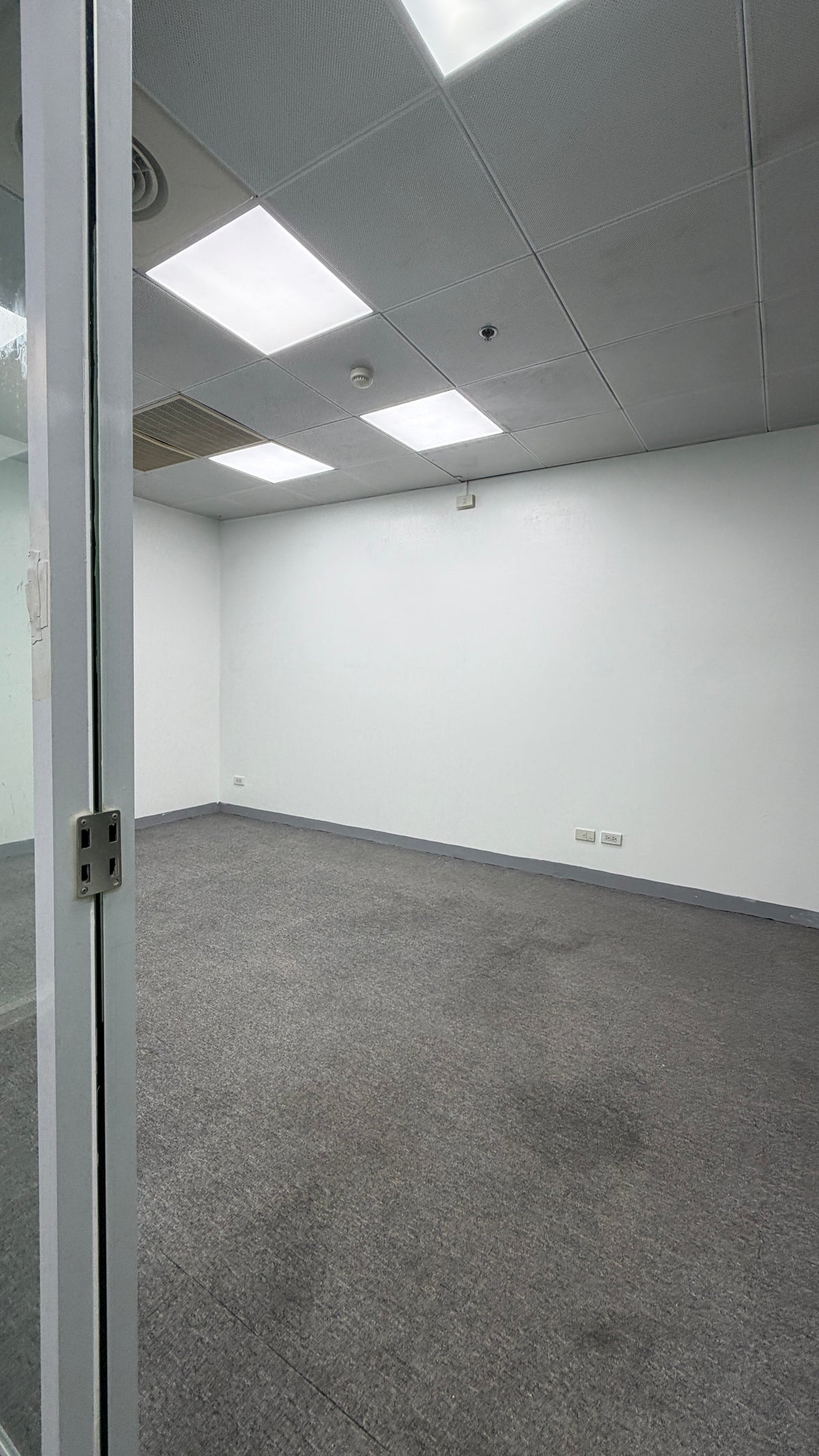 232sqm Fitted Commercial/Office Unit at The Boni Prime BGC