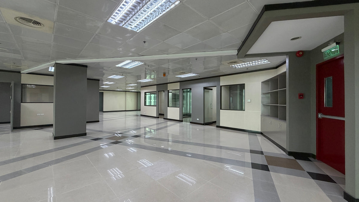 602sqm Fitted Commercial/Office Unit at The Boni Prime BGC