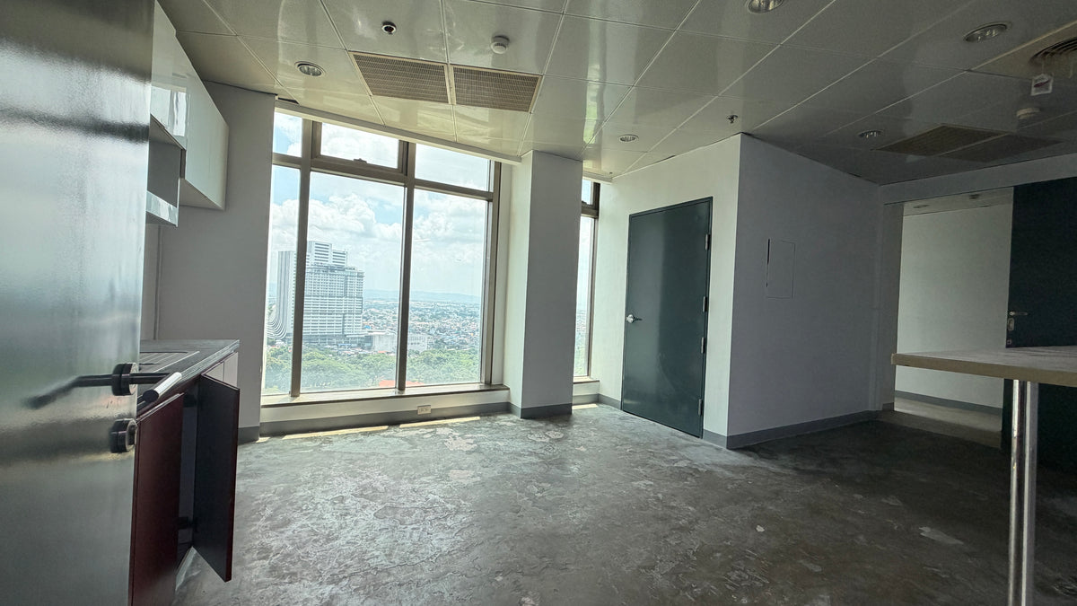 370sqm Fitted Commercial/Office Unit at The Boni Prime BGC