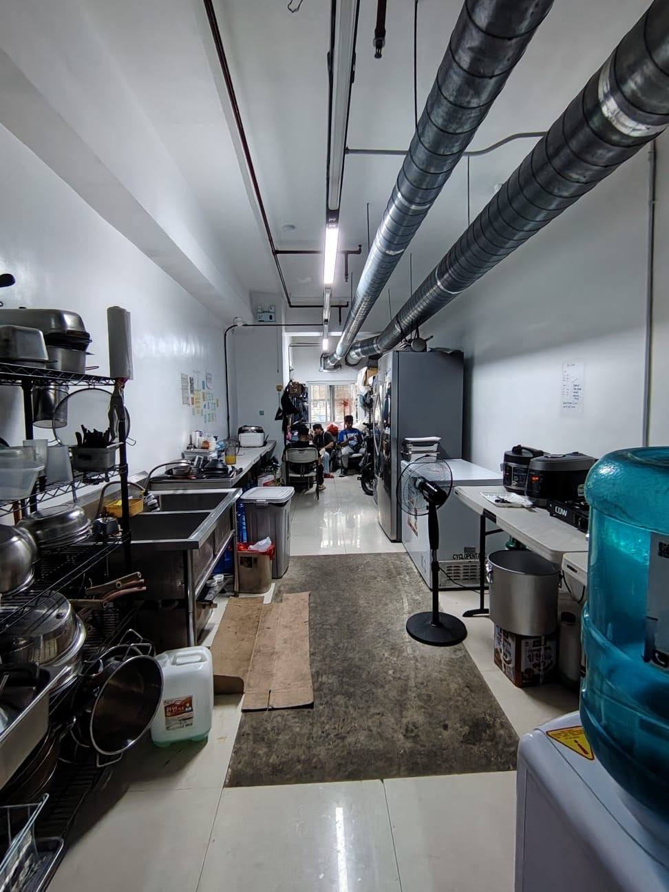 110 sqm Ground Floor Commercial Space in Salcedo St, Legazpi Village, Makati