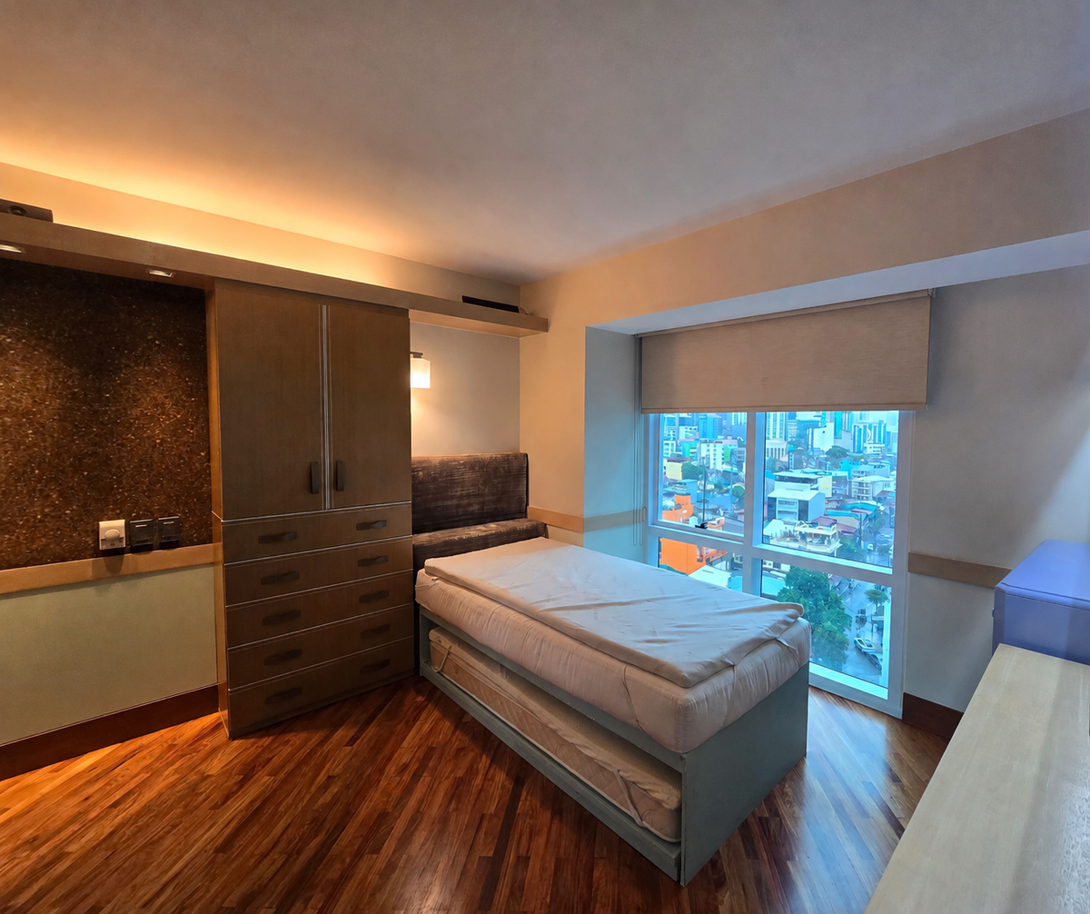 Spacious 3BR at Luna Gardens, Rockwell Makati