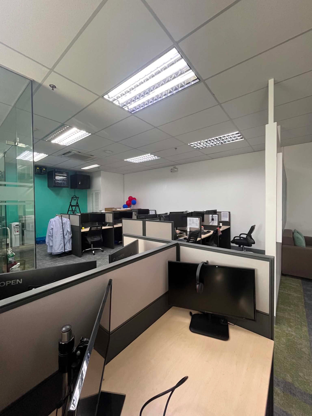 203 sqm Fully Fitted and Furnished Office at Cocolight Building, BGC, Taguig City