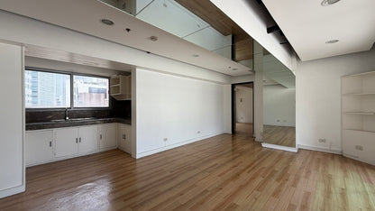 74 sqm Office Space at Dela Rosa St Makati