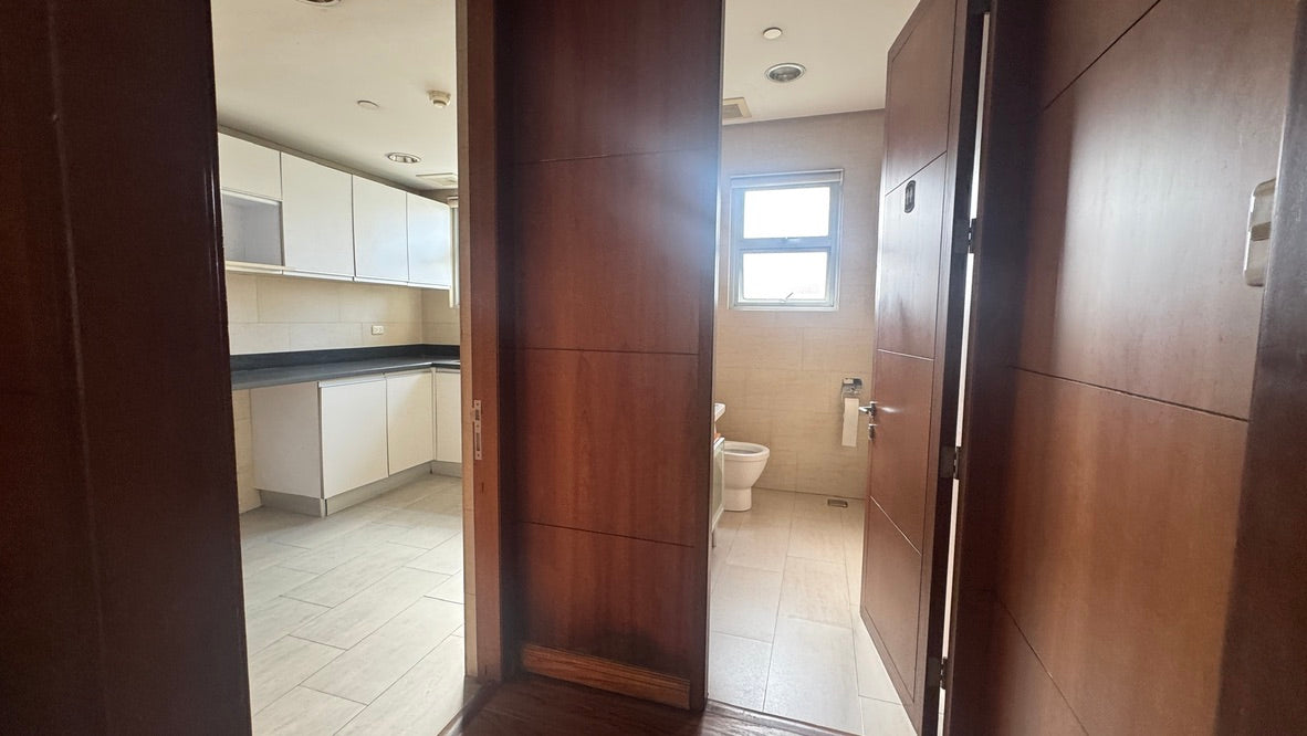240 sqm Mixed-Use Office or Retail Space in Legazpi St Makati (8th Floor)