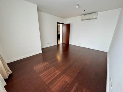 Luxury 3BR at The Suites, BGC One Bonifacio High Street