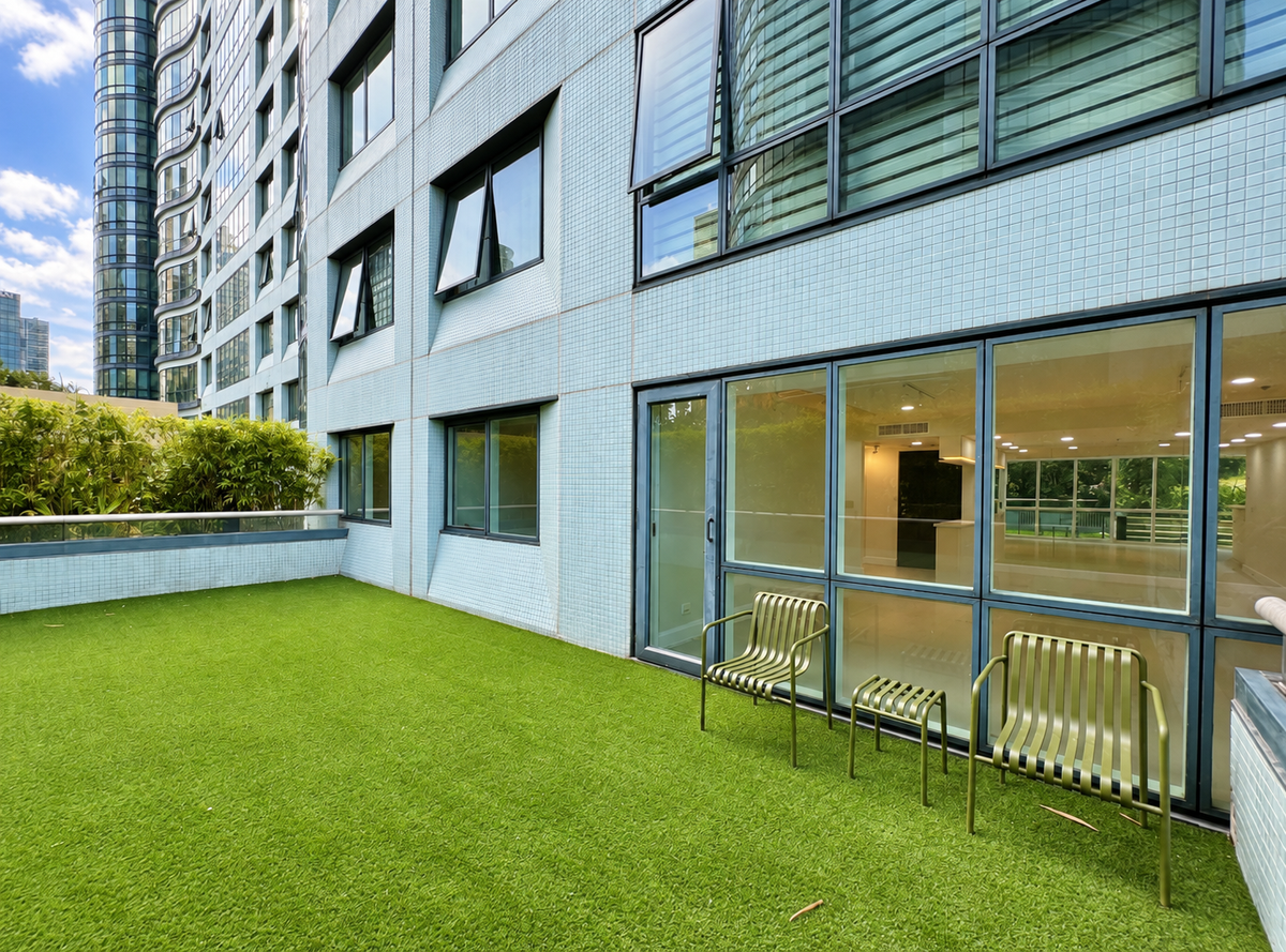 Exclusive 2BR Garden Unit Hidalgo Place, West Block, Rockwell Makati