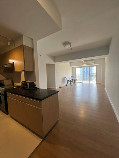 3BR unit at Two Maridien BGC facing Maybank Theater