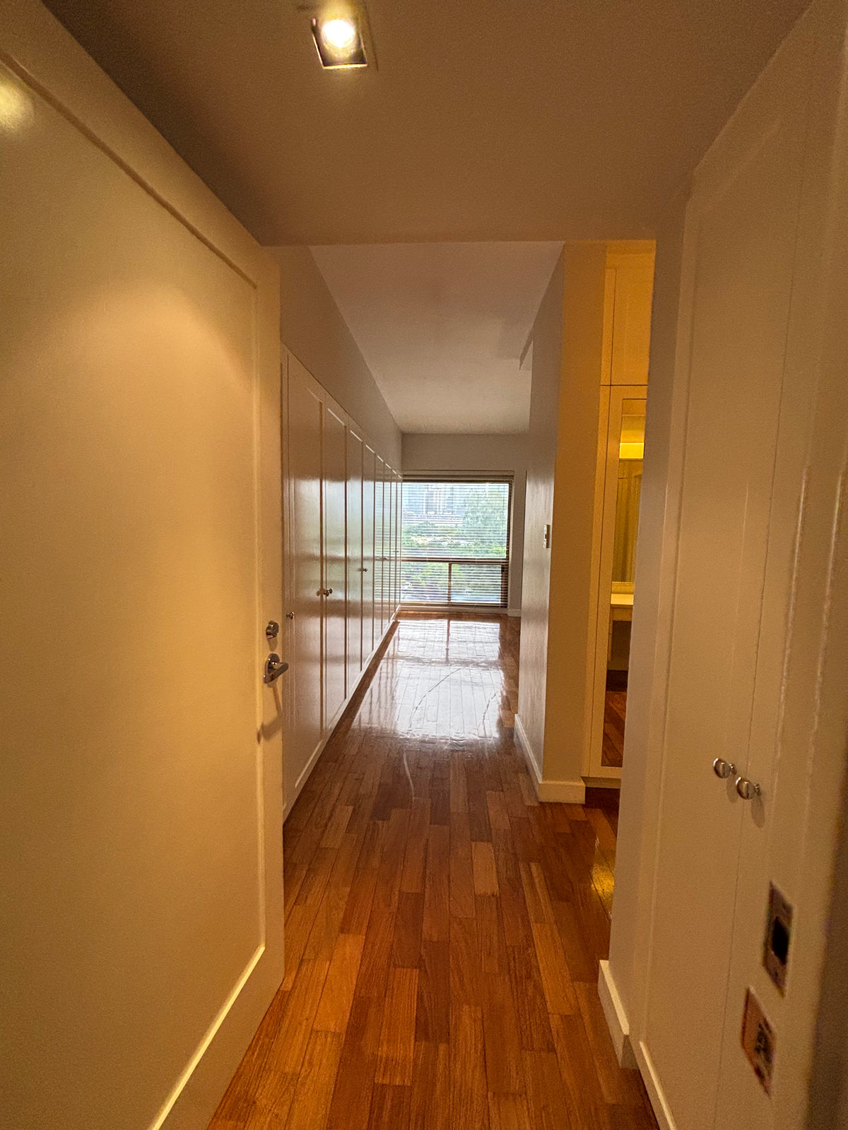 Renovated 3BR at Urdaneta Apartments, Makati