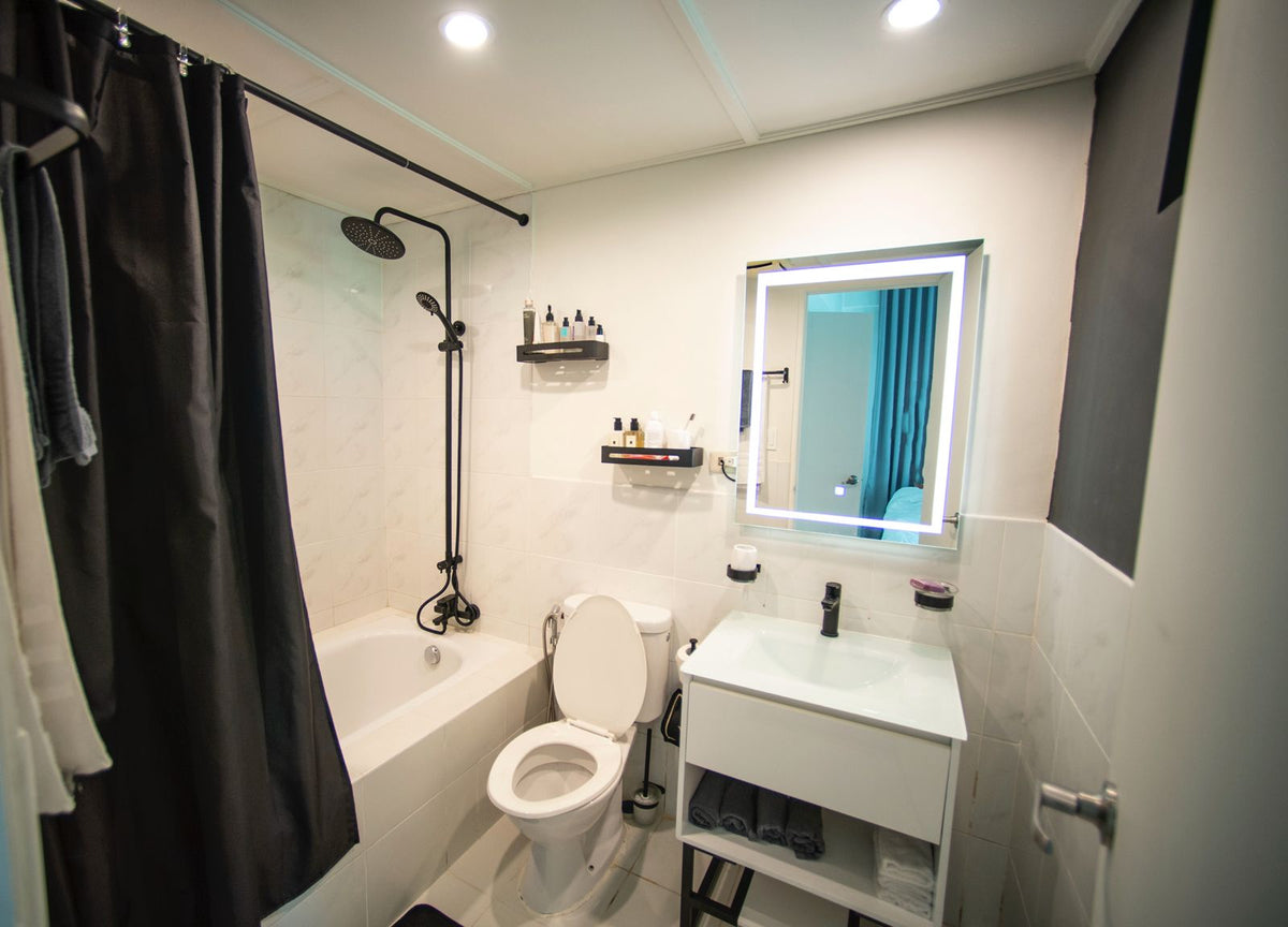 Rare 1 Bedroom Garden Unit in Bonifacio Ridge