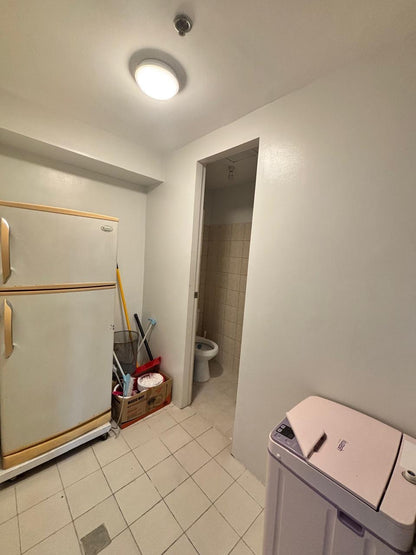 2BR Unit at Forbeswood Parklane facing Golf Course