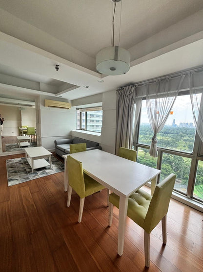 2BR Unit at Forbeswood Parklane facing Golf Course