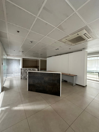 350 sqm Mezzanine Commercial/Office Space in BGC Near Two Serendra and High Street South