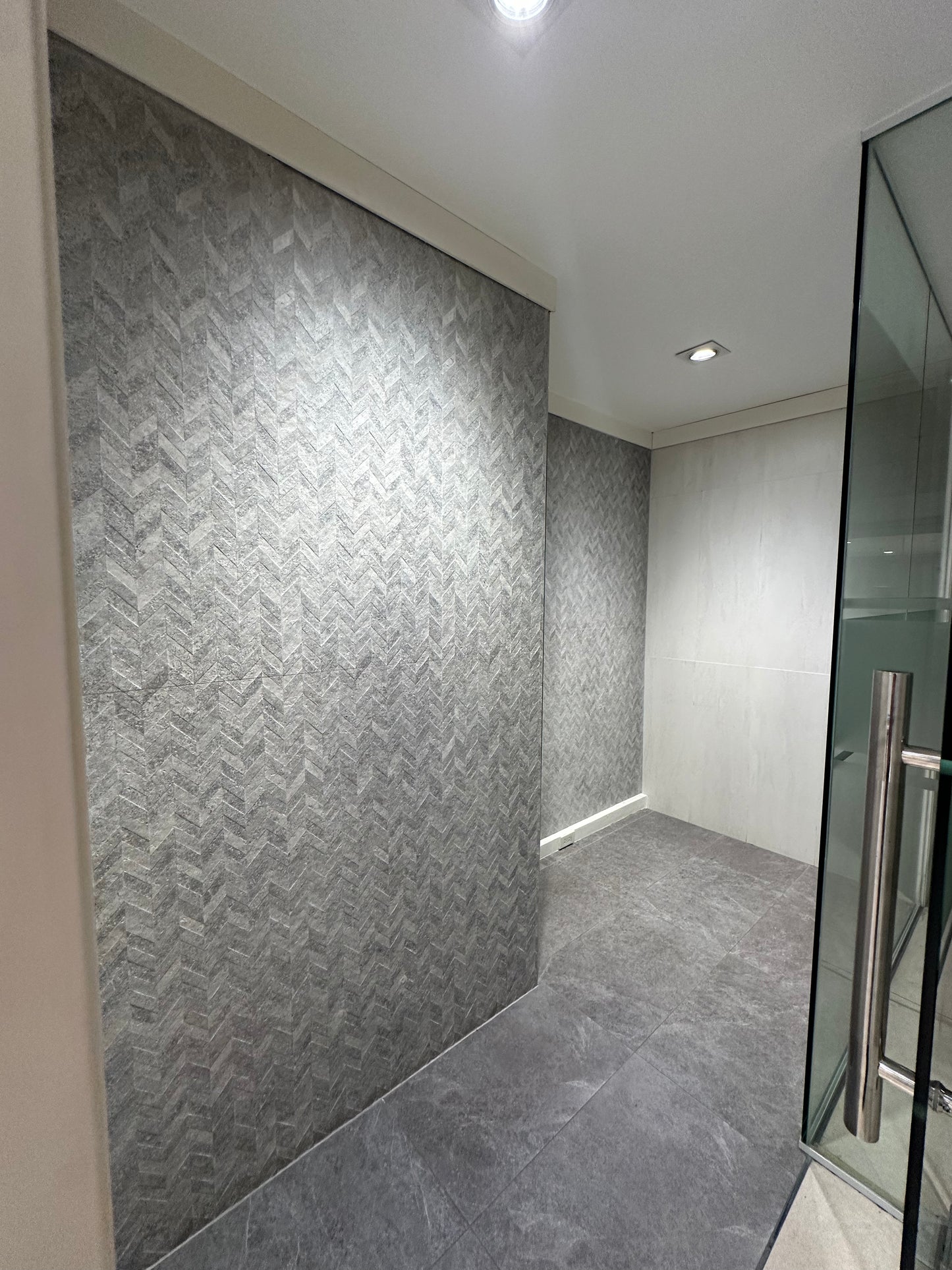 350 sqm Mezzanine Commercial/Office Space in BGC Near Two Serendra and High Street South