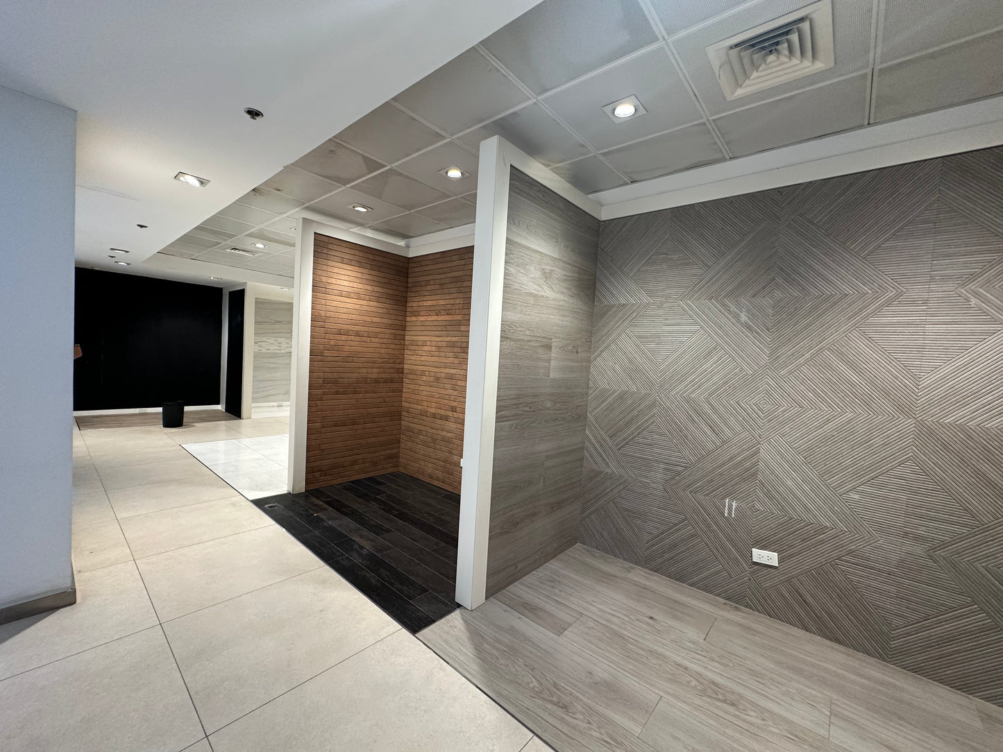 350 sqm Mezzanine Commercial/Office Space in BGC Near Two Serendra and High Street South