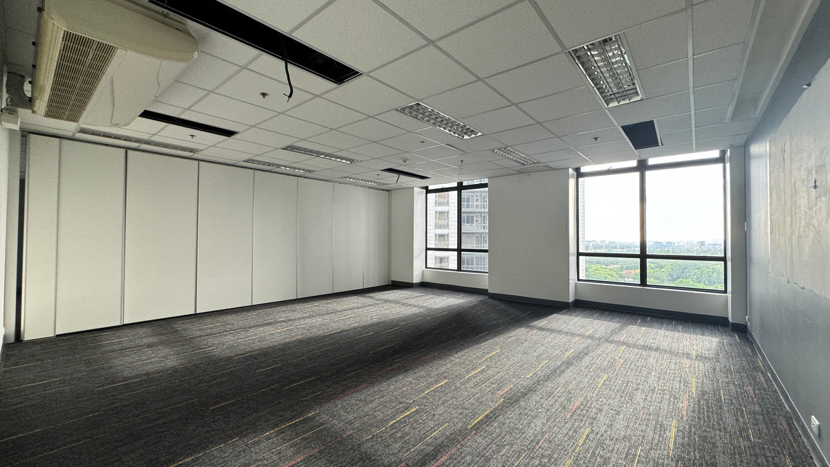 300sqm Fitted Office Space in BGC Near Essensa and Aurelia Condos