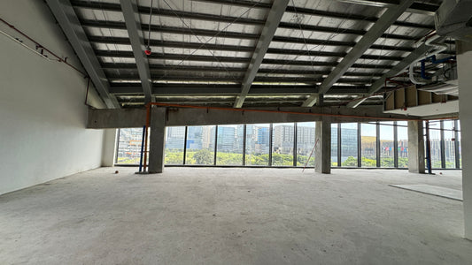 580 sqm Prime Office Space at Parqal Mall, Aseana City, Parañaque
