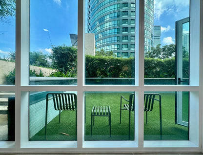 Large 2BR at Hidaldgo Place, Rockwell Center, Makati City