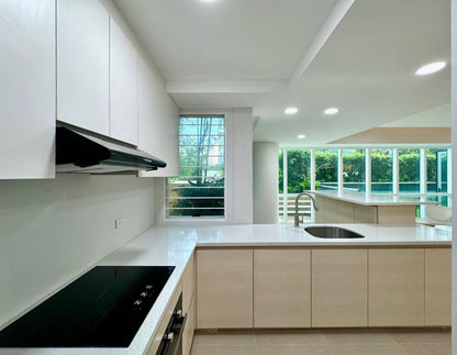 Large 2BR at Hidaldgo Place, Rockwell Center, Makati City