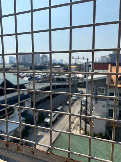26-Studio Apartment Building in Makati-Pasay Area