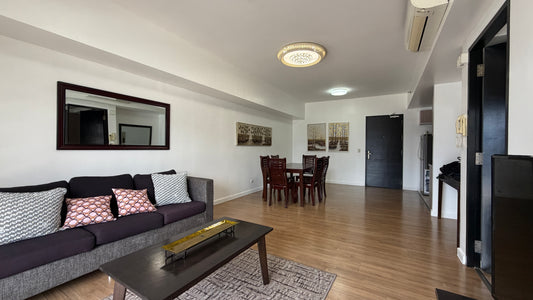 1BR at BGC One Maridien, facing Terra Park