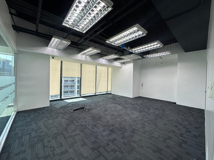 372sqm Fitted Office at BGC High Street South Tower 1