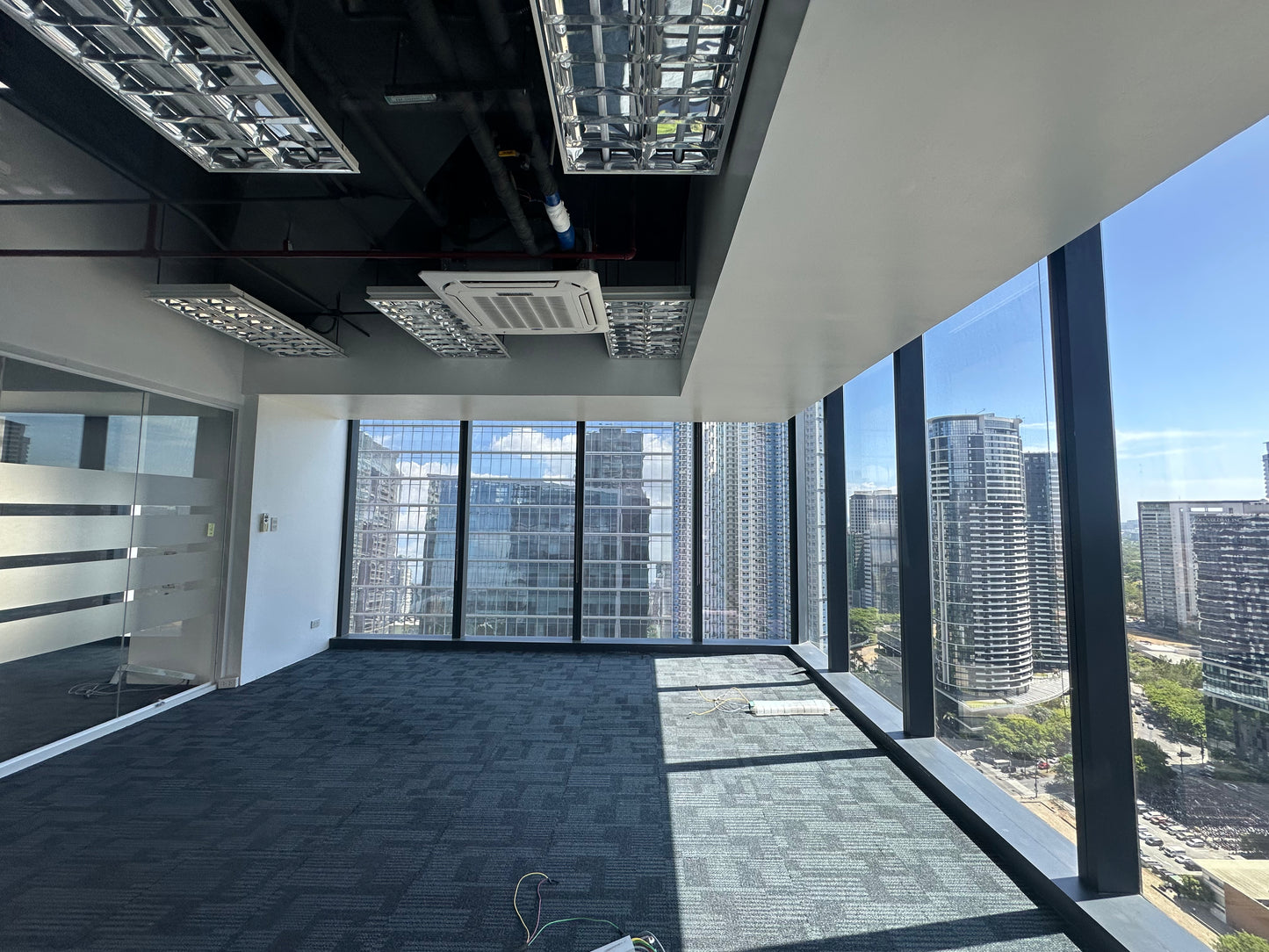 372sqm Fitted Office at BGC High Street South Tower 1