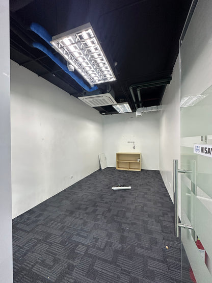 372sqm Fitted Office at BGC High Street South Tower 1