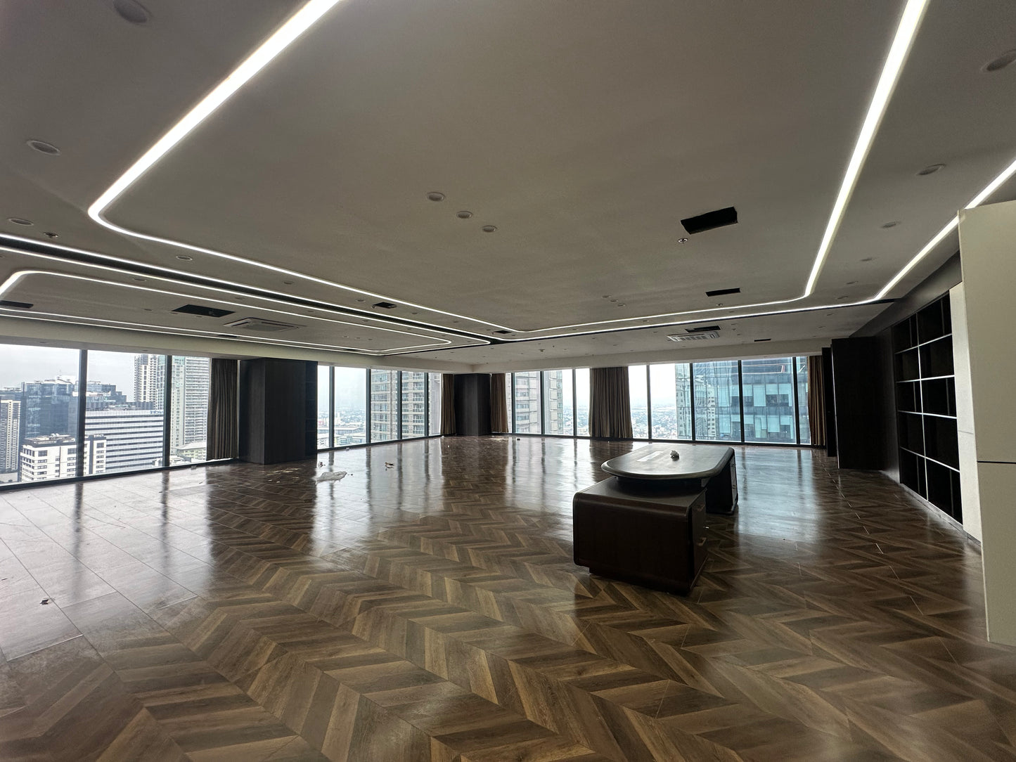 738sqm Fitted Office at BGC High Street South Tower 1