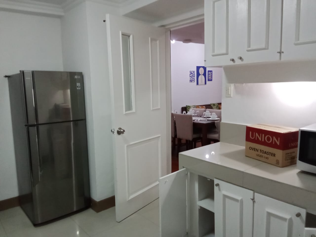 Large 3BR at Island Plaza Salcedo Village