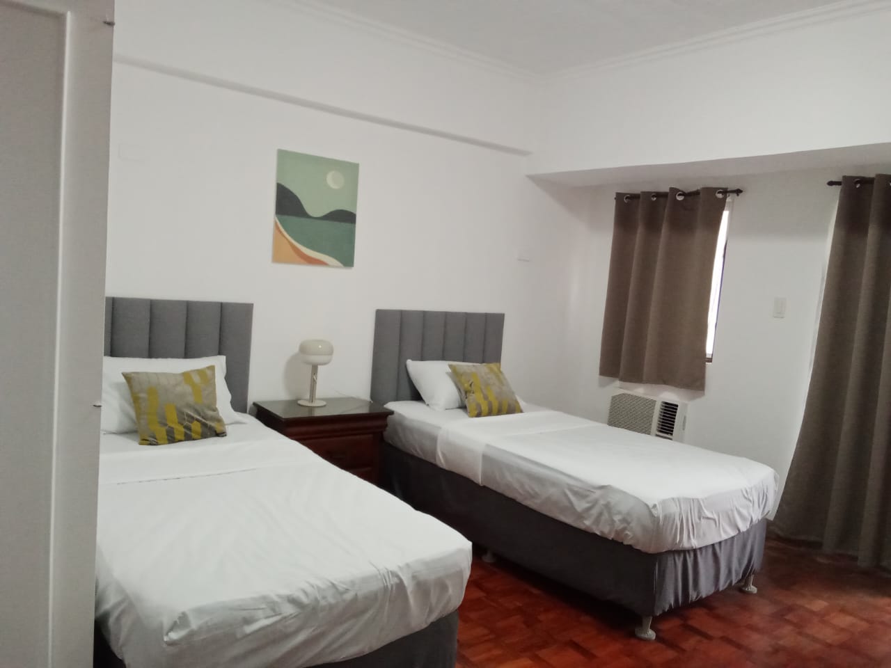 Large 3BR at Island Plaza Salcedo Village