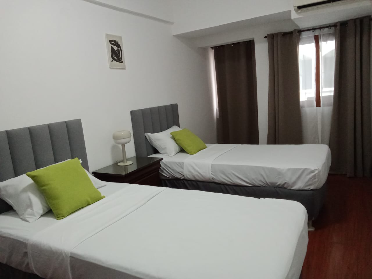 Large 3BR at Island Plaza Salcedo Village