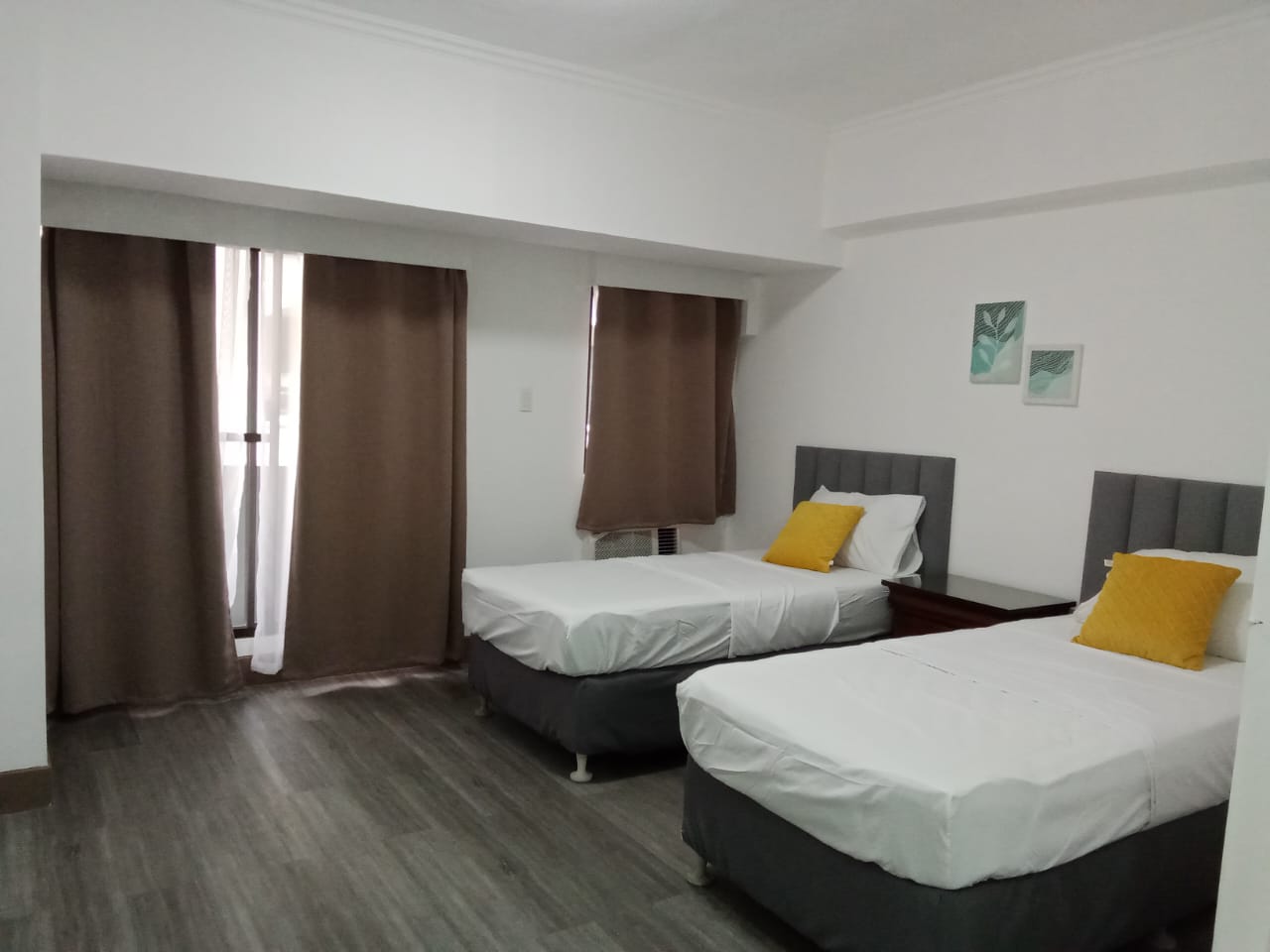 Large 3BR at Island Plaza Salcedo Village
