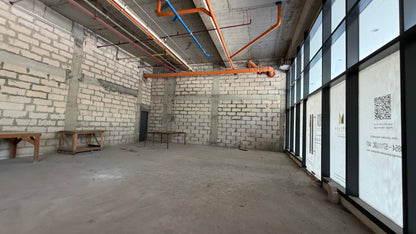 Last 2 units: 90 sqm Commercial Retail Space at Midpark Towers, Parqal Aseana City, Parañaque