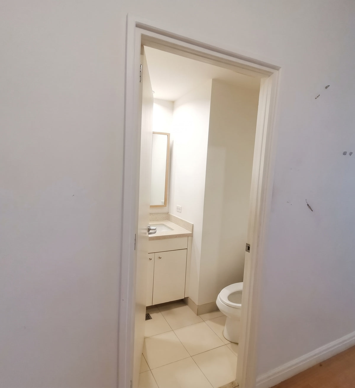 For Sale: 1BR Loft at One Rockwell West, Makati City
