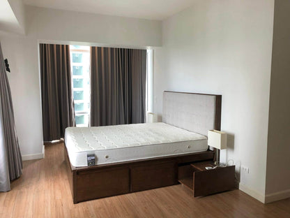 3BR at BGC Two Serendra Red Oak | 109 sqm