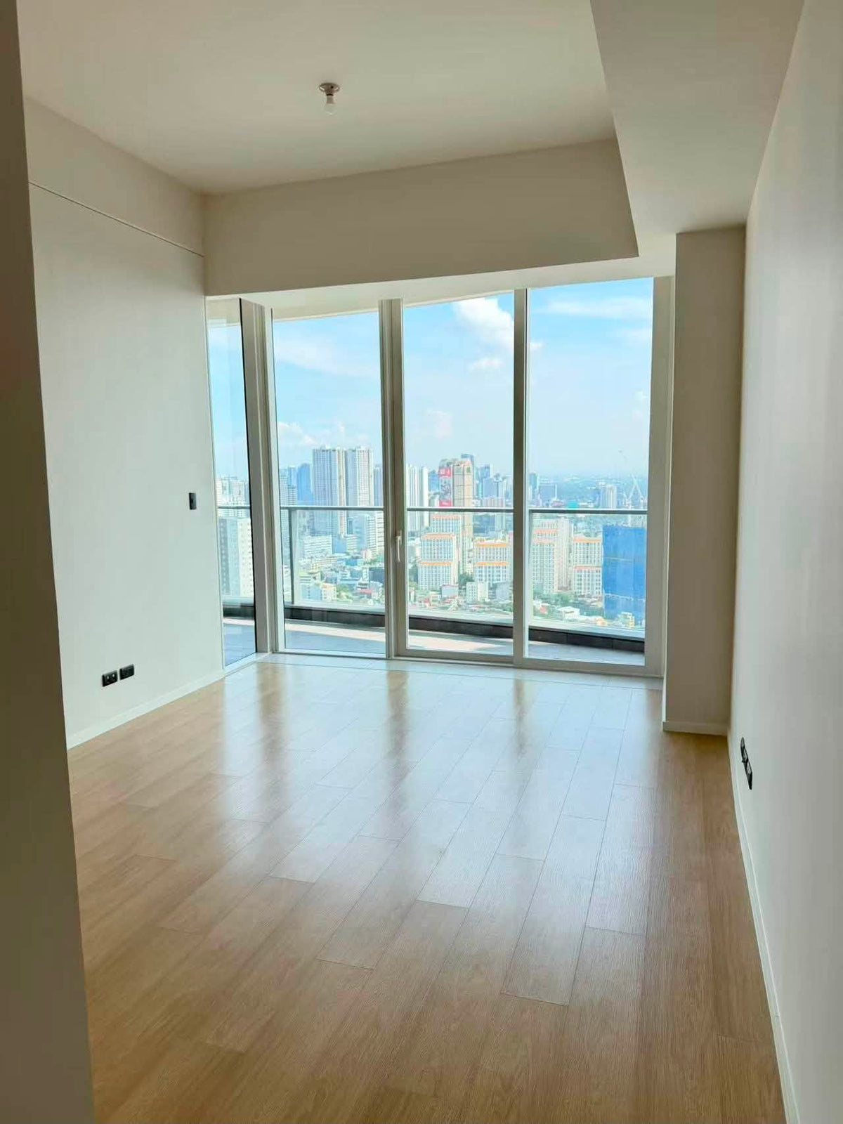 3BR at Shang Residences at Wack Wack Mandaluyong